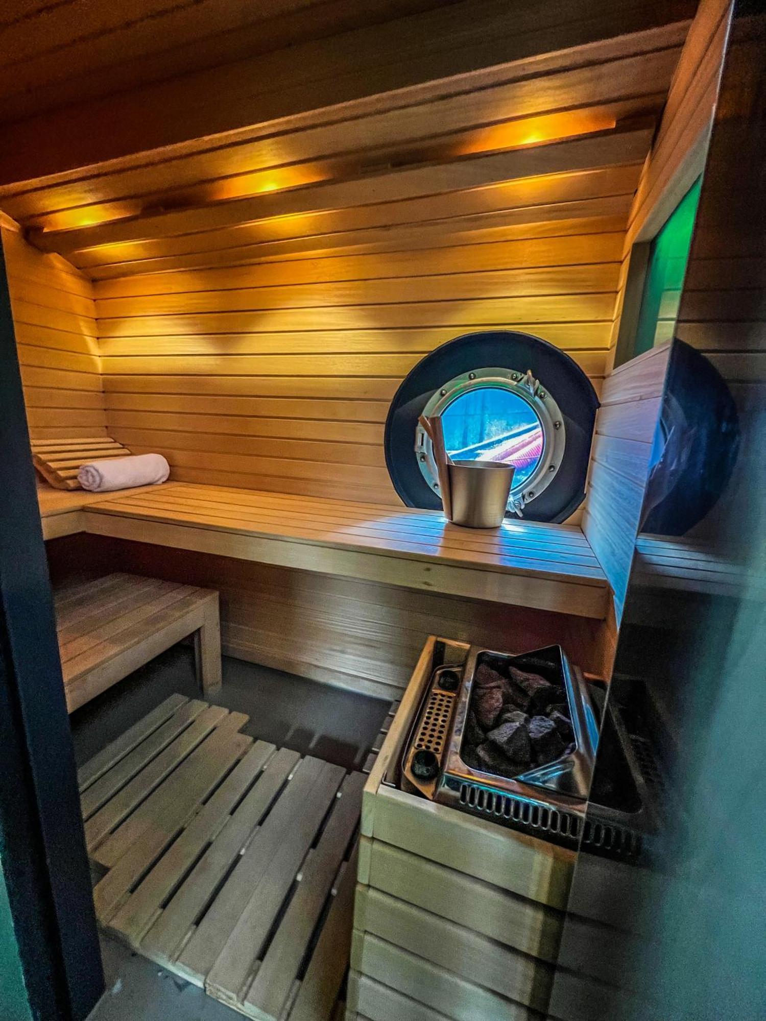 Bed and Breakfast Boat & Boost Amsterdam Esterno foto